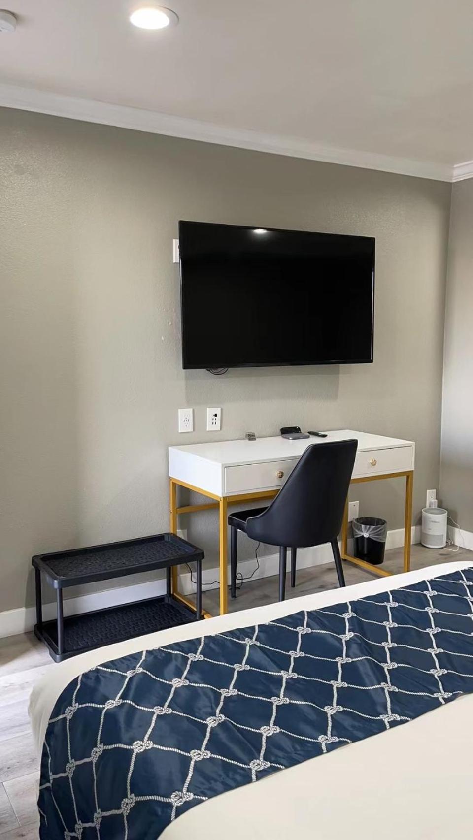 אלהמברה Omeo Suites חדר תמונה